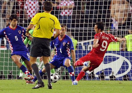 土耳其队神奇逆转挺进2008年欧锦赛4强