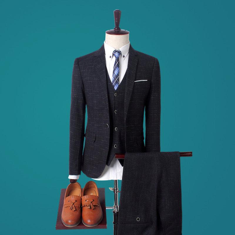 正装[用于正式的场合的正装]